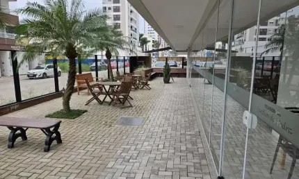 Excelente apartamento porteira fechada em pedra branca palhoça