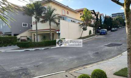 Casa com 3 dormitórios à venda, 200 m² por R$ 1.600.000,00 - Granja Viana - Cotia/SP