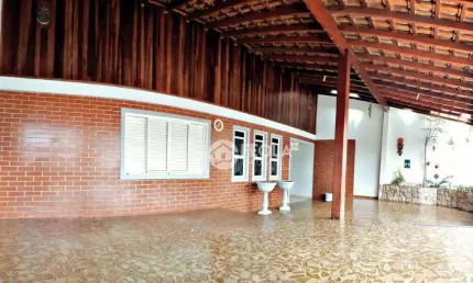 Casa com 3 dormitórios à venda, 180 m² por R$ 330.000,00 - Antônio Zanaga I - Americana/SP