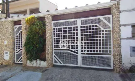 Casa com 3 dormitórios à venda, 140 m² por R$ 350.000,00 - Residencial Vale das Nogueiras - Americana/SP