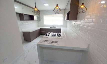 Apartamento com 2 dormitórios para alugar, 112 m² por R$ 2.555,00/mês - Centro - Americana/SP