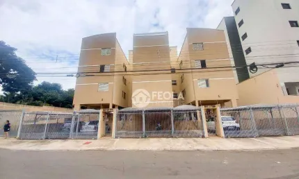Apartamento com 3 dormitórios à venda, 67 m² por R$ 230.000,00 - Vila Jones - Americana/SP