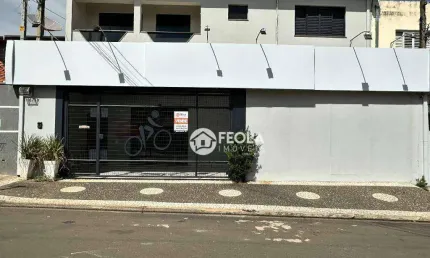 Casa com 3 dormitórios à venda, 297 m² por R$ 850.000,00 - Mollon - Santa Bárbara D'Oeste/SP