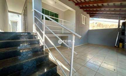 Casa com 3 dormitórios para alugar, 132 m² por R$ 3.380,24/mês - Jardim São Paulo - Americana/SP