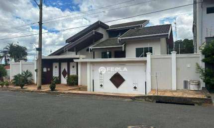Casa com 3 dormitórios para alugar, 252 m² por R$ 5.719,54/mês - Werner Plaas - Americana/SP