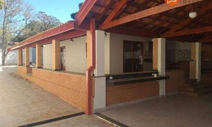Chácara com 2 dormitórios para alugar, 700 m² por R$ 5.650,00/mês - Praia dos Namorados - Americana/SP
