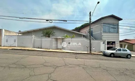 Casa com 2 dormitórios à venda, 236 m² por R$ 920.000,00 - Jardim Boa Esperança - Santa Bárbara D'Oeste/SP