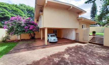 Casa com 4 dormitórios para alugar, 300 m² por R$ 5.695,00/mês - Jardim Bela Vista - Americana/SP