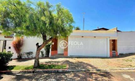 Casa com 3 dormitórios para alugar, 223 m² por R$ 3.745,00/mês - Jardim Paulista - Americana/SP