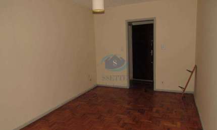 Apartamento 2 dormitórios,sala grande cozinha,2 banheiros,1 vaga de garagem,a 200 metros metro V. Mariana,aceita proposta.