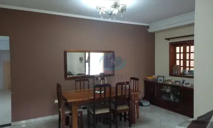 Sobrado a venda com 5 dormitórios e 3 vagas em São João Clímaco - São Paulo/SP