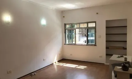 Sobrado a venda com edícula em vila fechada no miolo do Ipiranga