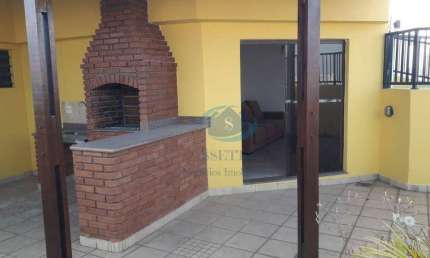 Apartamento de cobertura com 160m² de área útil,com 3 dormitórios,1 suíte,3 vagas de garagem,cozinha planejada,excelente localização,aceita proposta.