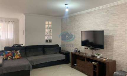 Sobrado a venda com 3 dormitórios, sendo 3 suítes. com 2 vagas  no Ipiranga