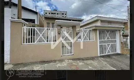 Casa Assobradada comn 3 quartos, sendeo 1 suíte, piscina e 2 vagas  em Jardim Brasil  -  Atibaia