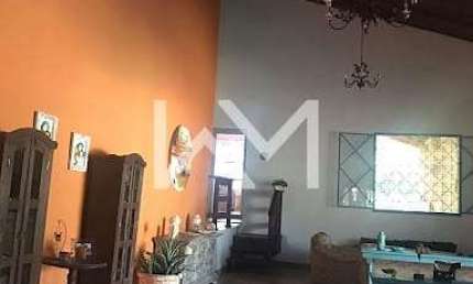 Sítio em Recanto das Gaivotas - Santa Isabel, 3.000m², 4 Suítes, Sala 2 Ambientes, Churrasqueira, c