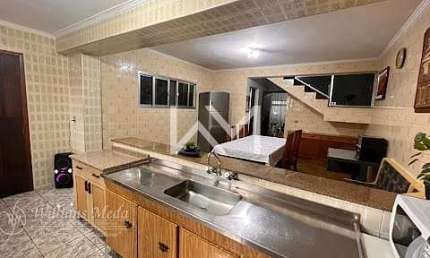 Sobrado a Venda com 198m²  com 3 vagas de carros, ótimo investimento no Bairro Jardim São José Guar