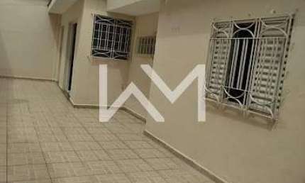 Casa Térrea com Quintal Amplo e Vaga Coberta na Vila Galvão: Sua Oportunidade de Conforto e Pratici