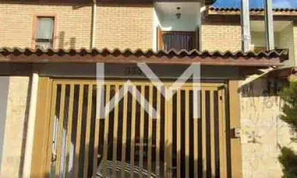 Sobrado à venda com 2 suítes e 2 vagas, Parque Continental I, Guarulhos, SP R$ 650.000,00