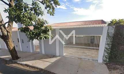 Casa com 3 quartos à venda na Rua Emília Bragaia Feltrin, 247, Jardim Mariluz, São Pedro