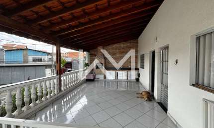 Sobrado à venda com 6 casas para renda, Jardim Bom Clima, Guarulhos, SP