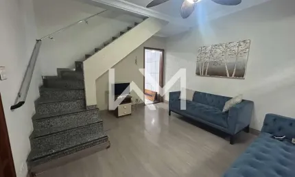Sobrado à venda com 2 Dormitórios e 2 Vagas Cobertas de Garagem, 134m2  por R$530.000,00 em Jardim