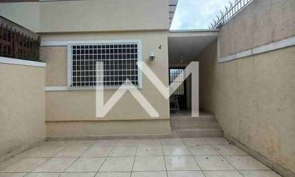 Sobrado à Venda no Tucuruvi – 3 Dormitórios, 1 Suíte, 2 vagas de garagem e Localização privilegiada