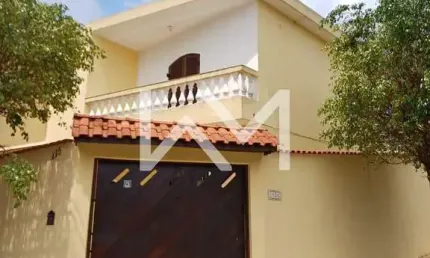 Sobrado à venda com 2 quartos, 1 suíte com sacada, churrasqueira e 2 vagas de garagem, Penha, São P