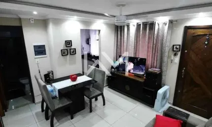 Apartamento padrão à Venda com 2 dormitórios, 1 banheiro, 1 vaga de garagem, 55m², Jardim Valéria,