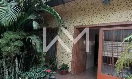 Sobrado à Venda na Vila Galvão, 2 quartos, 3 vagas de garagem + Edícula, localização privilegiada e
