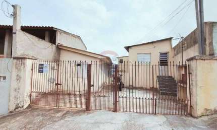 Casa com 1 dormitório e 1 vaga para alugar, 40 m² por R$ 1.100/mês - Parque Maria Domitila, São Paulo