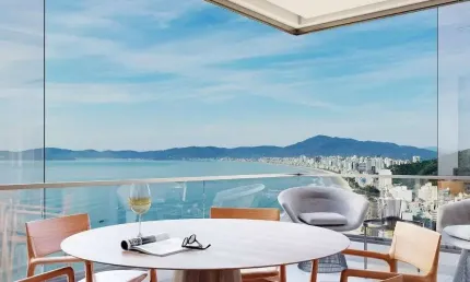 Apartamento QUADRA mar, vista deslumbrante!  4 suítes Itapema SC