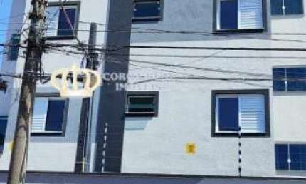 APARTAMENTO DUPLEX COM 2 QUARTOS , QUINTAL NA PATRIARCA