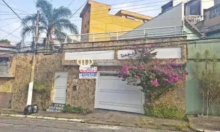 Linda casa, alto padrão, cidade de Patriarca, Rua Xapuri, 03 dormitórios, 261,00 m2
