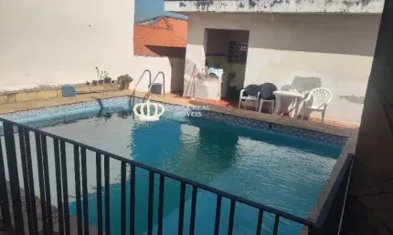 CASA TERREA EM EXCELENTE LOCALIZAÇÃO NA CIDADE PATRIARCA