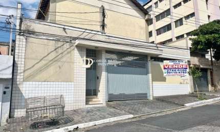 Casa estilo Sobrado em Condomínio na Vila Matilde, São Paulo-SP: 4 Quartos, 2 Suítes, 2 Salas, 2 Vagas de Garagem, 100m².