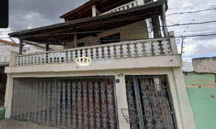 Casa à venda na Penha, São Paulo-SP: 5 quartos, 2 suítes, 2 salas, 4 banheiros, 2 vagas, 280m². Agende uma visita agora!