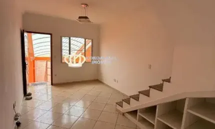 Sobrado com 3 dormitórios e 2 vagas para venda bairro patriaca