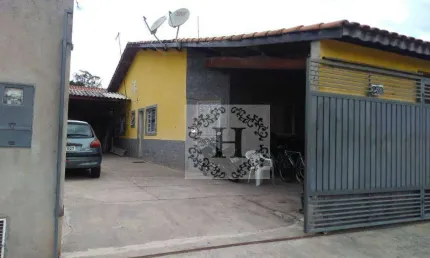 Casa com 3 dormitórios à venda, 160 m² por R$ 318.000,00 - Vila Menino Jesus - Caçapava/SP