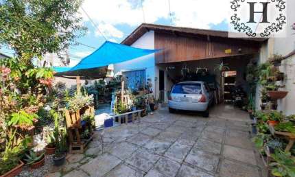 Casa com 3 dormitórios à venda, 100 m² por R$ 350.000,00 - Vila São Jorge - Taubaté/SP