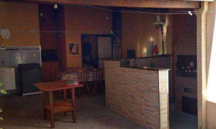 Casa com 2 dormitórios à venda, 74 m² por R$ 381.000 - Vila Santos - Caçapava/SP