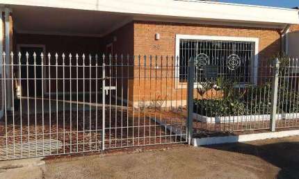 Casa com 3 quartos para alugar na Avenida Presidente Getúlio Vargas, Nova Paulínia, Paulínia