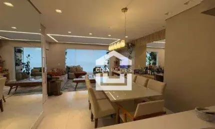 Apartamento à venda com 3 dormitórios sendo 1 suíte, 2 banheiros e 2 vagas de garagem. Localizado em Moema.