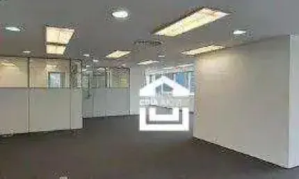 Conjunto comercial  para locação com 384 m² e 2 vagas, localizado na Bela Vista.