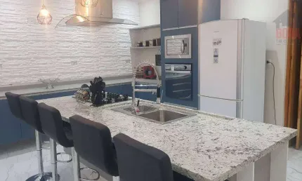 Casa com 3 dormitórios à venda, 299 m² por R$ 940.000,00 - Jundiaizinho - Mairiporã/SP