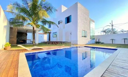 Casa contemporânea a venda  com 4 suítes no Foguete