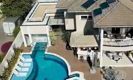 Casa a venda com 5 quartos 630m² no canal palmer em cabo frio