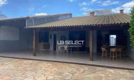 Casa com 4 dormitórios à venda, 350 m² por R$ 1.090.000,00 - Presidente Roosevelt - Uberlândia/MG