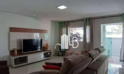 Casa com 4 dormitórios à venda, 310 m² por R$ 1.500.000,00 - Jardim Veneza - Uberlândia/MG