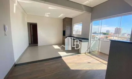 Cobertura com 3 dormitórios à venda, 100 m² por R$ 550.000,00 - Santa Mônica - Uberlândia/MG